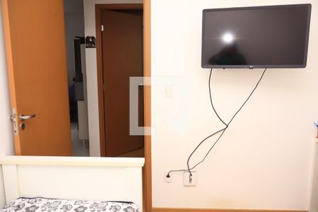 Quarto 2 de apartamento para alugar com 2 quartos, 44m² em Jardim das Margaridas, Salvador