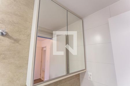 Apartamento para alugar com 70m², 2 quartos e 2 vagas Apartamento para alugar com 70m², 2 quartos e 2 vagasArmário do Banheiro da Suíte 2