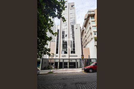 Apartamento para alugar com 70m², 2 quartos e 2 vagas Apartamento para alugar com 70m², 2 quartos e 2 vagasFachada