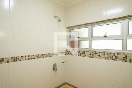 Casa para alugar com 239m², 3 quartos e 4 vagas Casa para alugar com 239m², 3 quartos e 4 vagasBanheiro Social