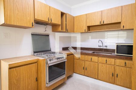 Casa para alugar com 239m², 3 quartos e 4 vagas Casa para alugar com 239m², 3 quartos e 4 vagasCozinha