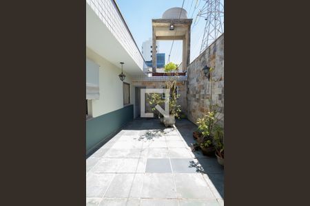 Casa para alugar com 239m², 3 quartos e 4 vagas Casa para alugar com 239m², 3 quartos e 4 vagasÁrea - Churrasqueira
