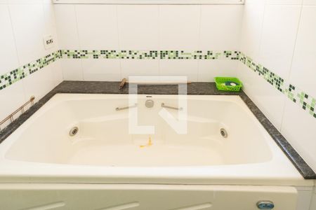 Casa para alugar com 239m², 3 quartos e 4 vagas Casa para alugar com 239m², 3 quartos e 4 vagasBanheiro - Suíte
