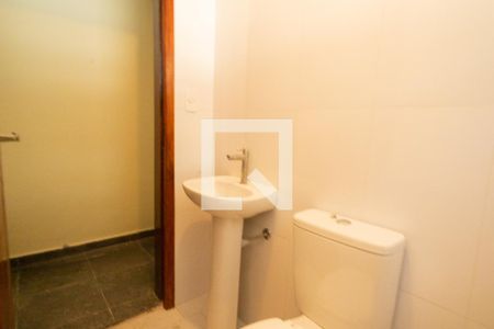Casa para alugar com 239m², 3 quartos e 4 vagas Casa para alugar com 239m², 3 quartos e 4 vagasBanheiro de Serviço - Garagem