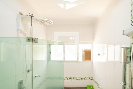 Casa para alugar com 239m², 3 quartos e 4 vagas Casa para alugar com 239m², 3 quartos e 4 vagasBanheiro - Suíte
