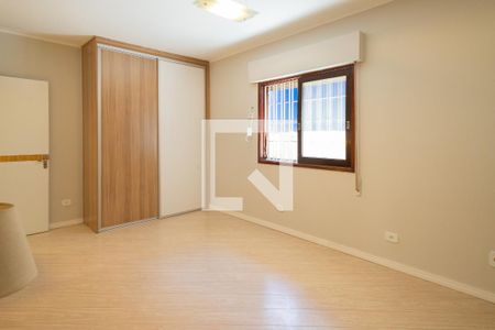 Casa para alugar com 239m², 3 quartos e 4 vagas Casa para alugar com 239m², 3 quartos e 4 vagasSuíte