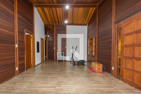 Casa à venda com 252m², 5 quartos e 2 vagas Casa à venda com 252m², 5 quartos e 2 vagasSala 2