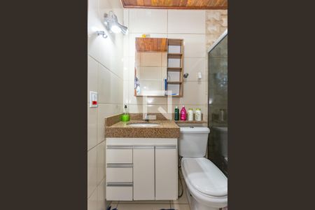 Casa à venda com 252m², 5 quartos e 2 vagas Casa à venda com 252m², 5 quartos e 2 vagasBanheiro Social 1