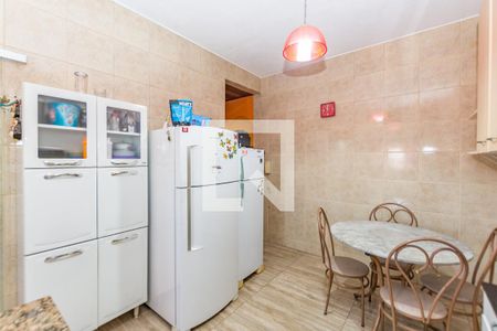 Casa à venda com 252m², 5 quartos e 2 vagas Casa à venda com 252m², 5 quartos e 2 vagasCozinha 1