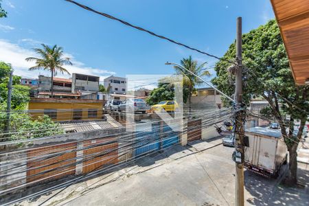 Casa à venda com 252m², 5 quartos e 2 vagas Casa à venda com 252m², 5 quartos e 2 vagasVaranda