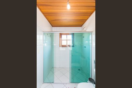 Casa à venda com 252m², 5 quartos e 2 vagas Casa à venda com 252m², 5 quartos e 2 vagasBanheiro da Suíte