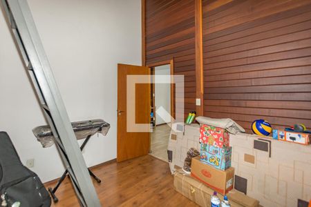 Casa à venda com 252m², 5 quartos e 2 vagas Casa à venda com 252m², 5 quartos e 2 vagasQuarto 5