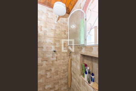 Casa à venda com 252m², 5 quartos e 2 vagas Casa à venda com 252m², 5 quartos e 2 vagasBanheiro Social 1