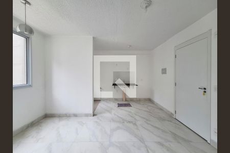 Sala/Cozinha de apartamento para alugar com 2 quartos, 38m² em Loteamento City Jaragua, São Paulo
