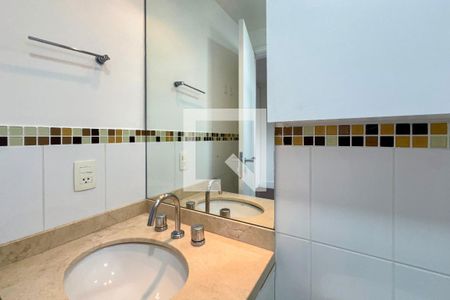 Apartamento à venda com 57m², 2 quartos e 2 vagasBanheiro da Suíte 1