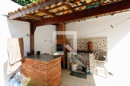 Casa para alugar com 275m², 3 quartos e 5 vagas Casa para alugar com 275m², 3 quartos e 5 vagasQuintal