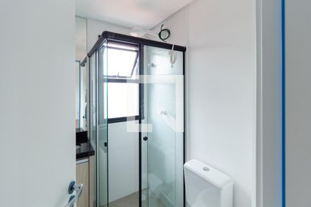 Banheiro de apartamento para alugar com 1 quarto, 34m² em Cidade Mãe do Céu, São Paulo