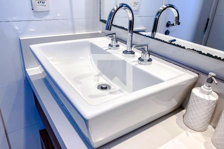 Apartamento à venda com 101m², 3 quartos e 2 vagasBanheiro da Suíte