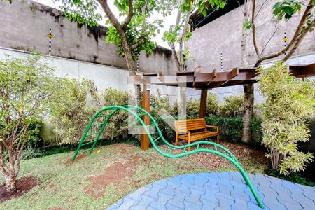 Apartamento à venda com 101m², 3 quartos e 2 vagasÁrea comum - Playground