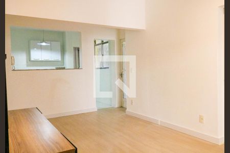 Sala de casa de condomínio para alugar com 2 quartos, 90m² em Méier, Rio de Janeiro