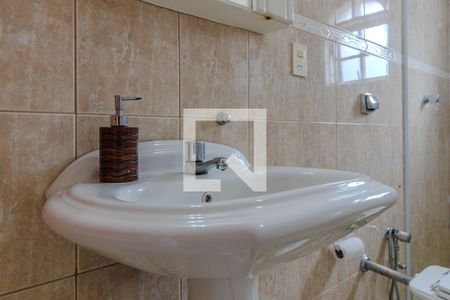 Casa para alugar com 300m², 3 quartos e 3 vagasBanheiro