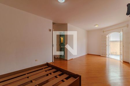 Casa para alugar com 300m², 3 quartos e 3 vagasSuíte