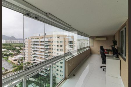 Apartamento para alugar com 140m², 2 quartos e 2 vagas Apartamento para alugar com 140m², 2 quartos e 2 vagasVaranda