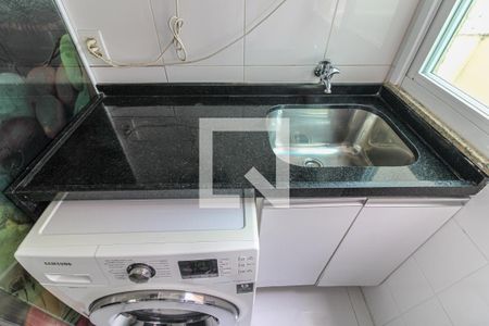 Apartamento para alugar com 140m², 2 quartos e 2 vagas Apartamento para alugar com 140m², 2 quartos e 2 vagasCozinha e Área de Serviço