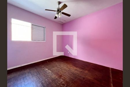 Quarto 1 de casa para alugar com 2 quartos, 60m² em Jabaquara, São Paulo