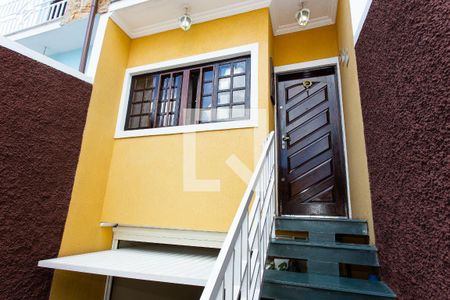 Casa à venda com 127m², 3 quartos e 5 vagas Casa à venda com 127m², 3 quartos e 5 vagasFachada