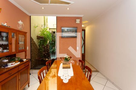 Casa à venda com 127m², 3 quartos e 5 vagas Casa à venda com 127m², 3 quartos e 5 vagasSala de Jantar