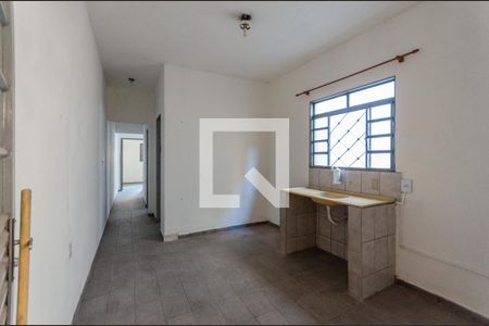 Casa para alugar com 100m², 2 quartos e 2 vagas Casa para alugar com 100m², 2 quartos e 2 vagasCozinha