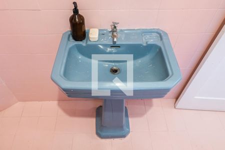 Apartamento para alugar com 62m², 2 quartos e sem vagaBanheiro