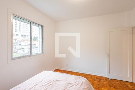 Quarto 1 de apartamento para alugar com 2 quartos, 62m² em Sumaré, São Paulo