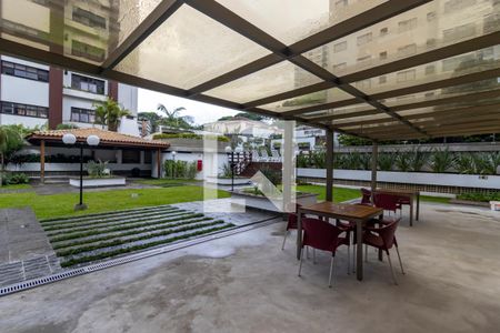 Apartamento à venda com 380m², 3 quartos e 5 vagasÁrea comum - Salão de festas