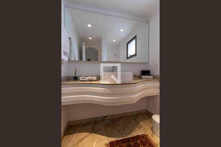 Apartamento à venda com 380m², 3 quartos e 5 vagasLavabo