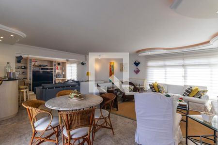 Apartamento à venda com 380m², 3 quartos e 5 vagasCobertura - Sala