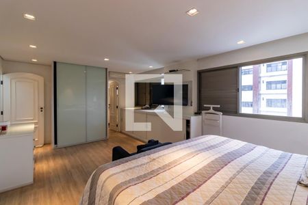 Apartamento à venda com 380m², 3 quartos e 5 vagasSuíte 2