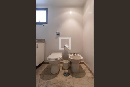 Apartamento à venda com 380m², 3 quartos e 5 vagasSuíte 2 - Banheiro 2