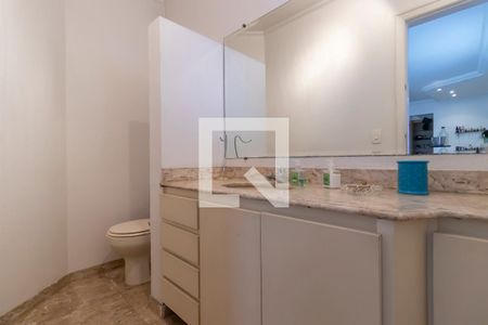 Apartamento à venda com 380m², 3 quartos e 5 vagasCobertura - Banheiro