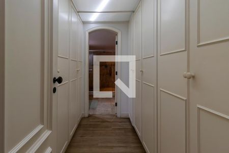 Apartamento à venda com 380m², 3 quartos e 5 vagasSuíte 2