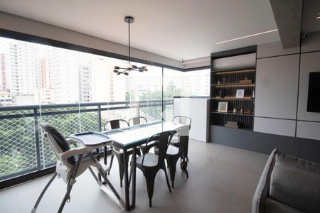 Varanda de apartamento à venda com 3 quartos, 125m² em Sumaré, São Paulo