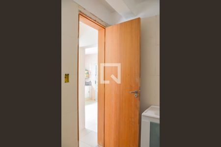 Casa à venda com 214m², 5 quartos e 2 vagasBanheiro 3