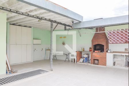 Casa à venda com 214m², 5 quartos e 2 vagasChurrasqueira