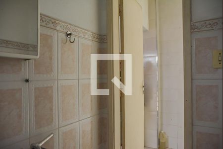 Casa à venda com 214m², 5 quartos e 2 vagasBanheiro 2
