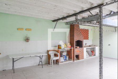 Casa à venda com 214m², 5 quartos e 2 vagasÁrea de Serviço