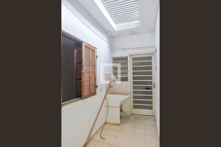 Casa à venda com 214m², 5 quartos e 2 vagasÁrea de Serviço 2