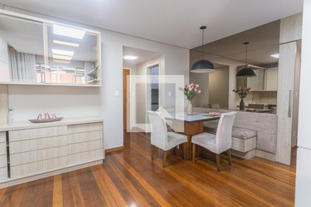 Sala de apartamento à venda com 2 quartos, 70m² em Cachoeirinha, Belo Horizonte