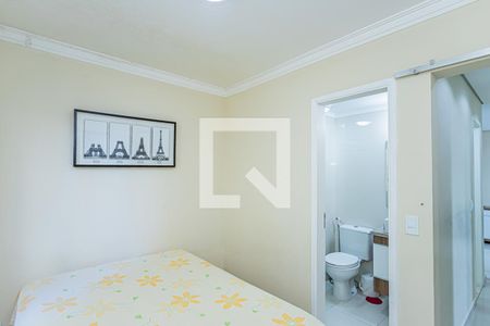 Suite de apartamento para alugar com 3 quartos, 61m² em Parque Maria Domitila, São Paulo