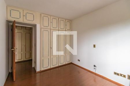 Quarto 2 de apartamento para alugar com 3 quartos, 168m² em Alphaville, Barueri